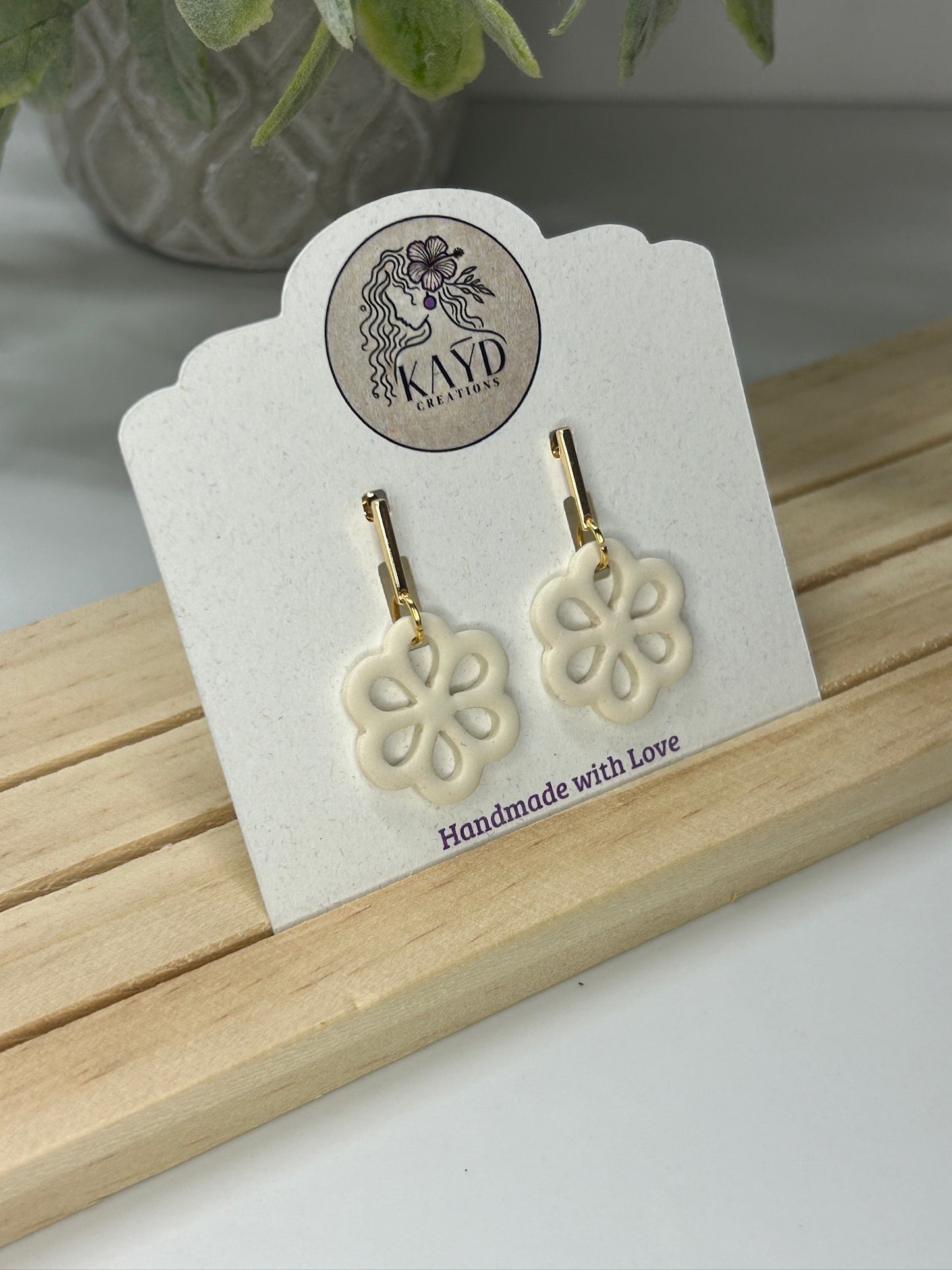 Neutral Collection Small Flower