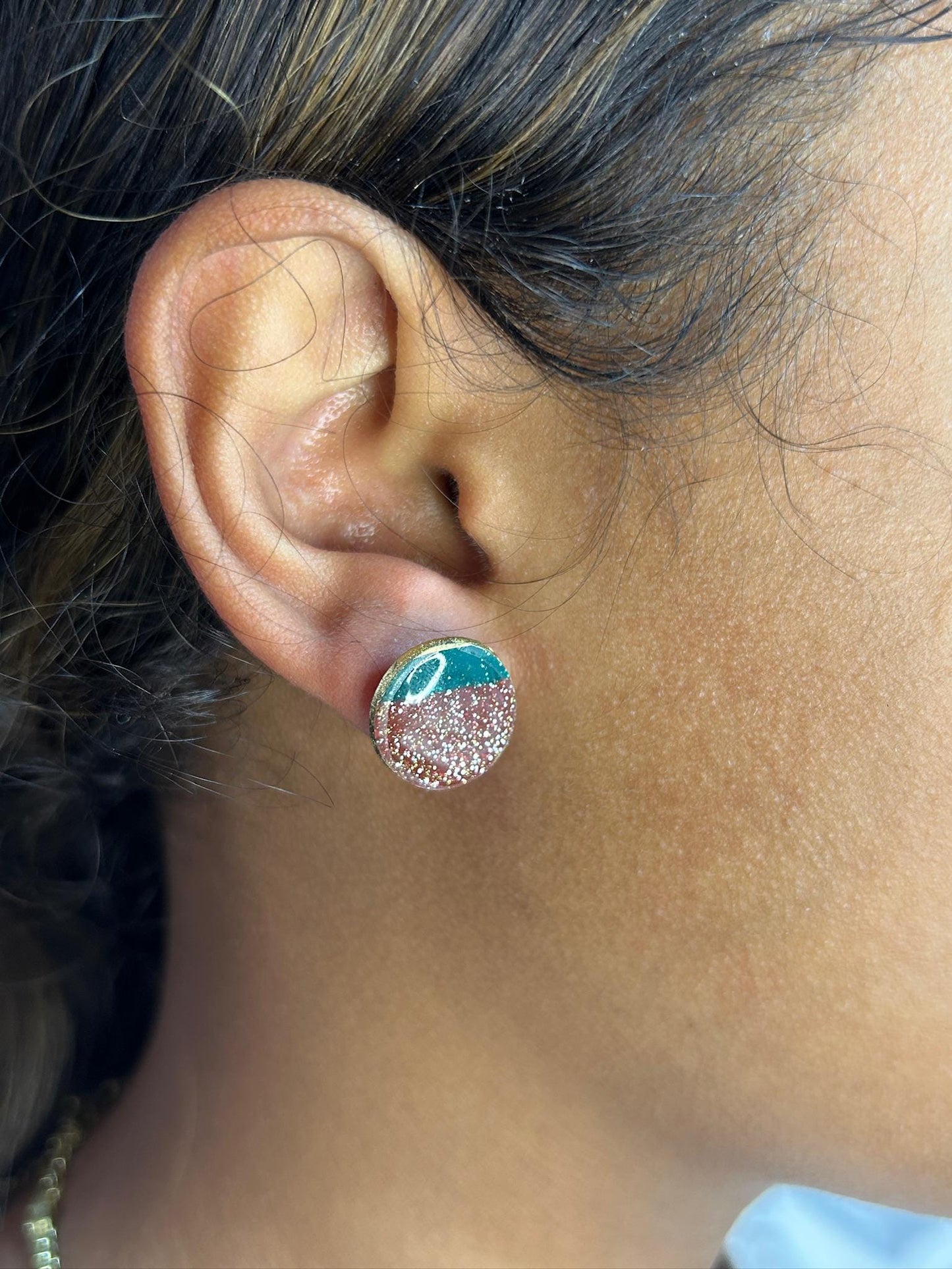 Christmas Classic Red/Green Studs Collection