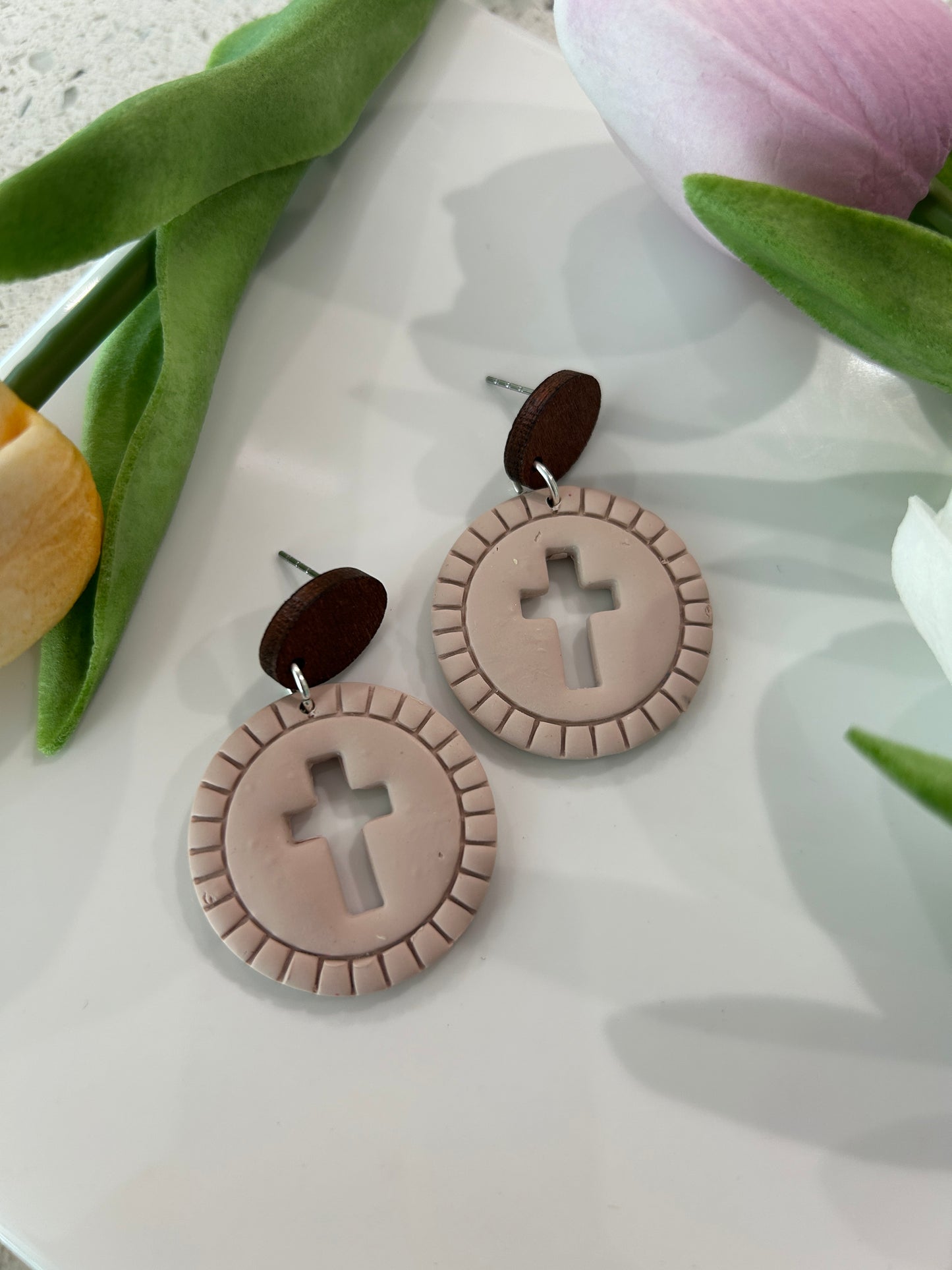 Faith In Style- Cross & Circle