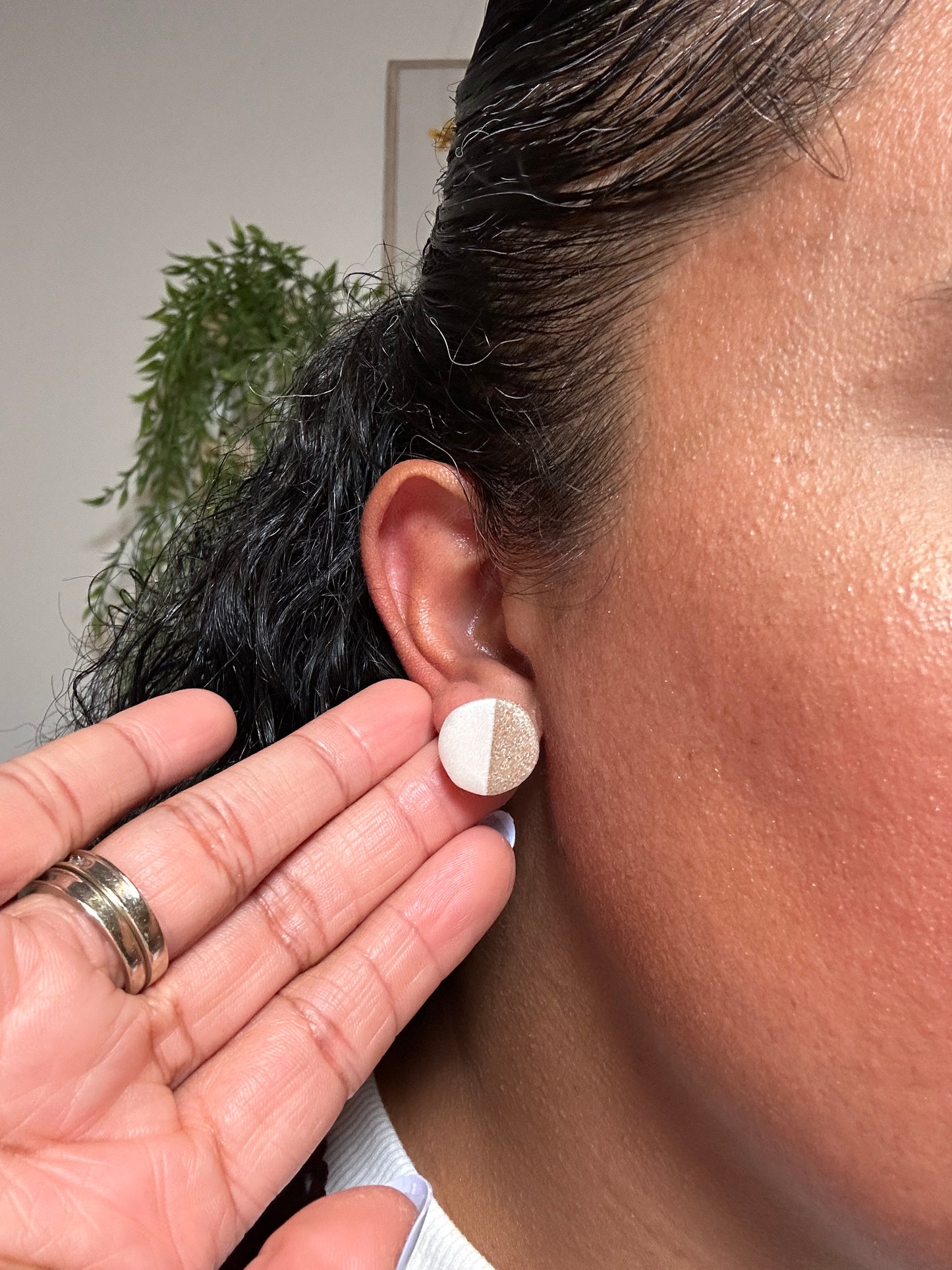 Pearly Golds Studs #11