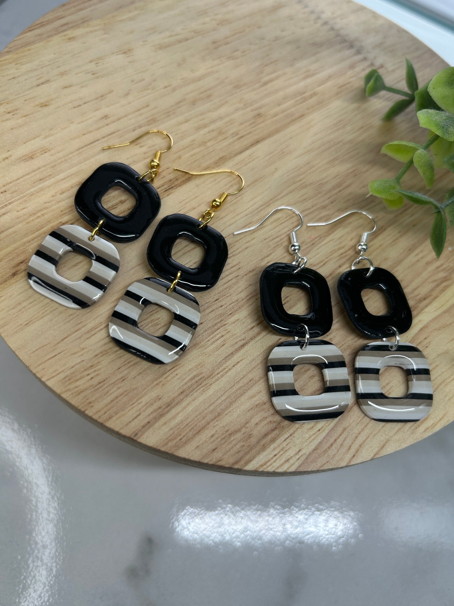 Neutral Lines #5