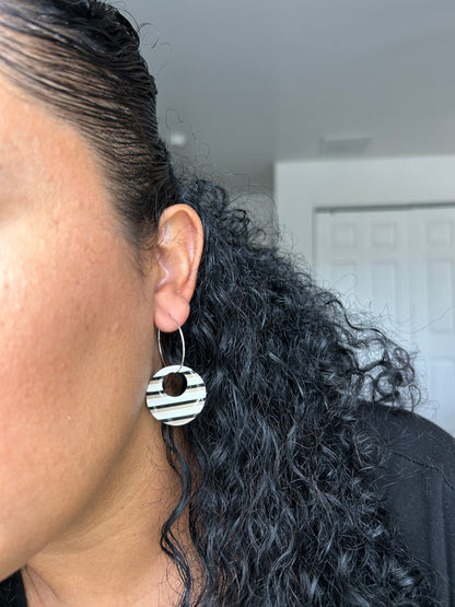 Neutral Lines #11