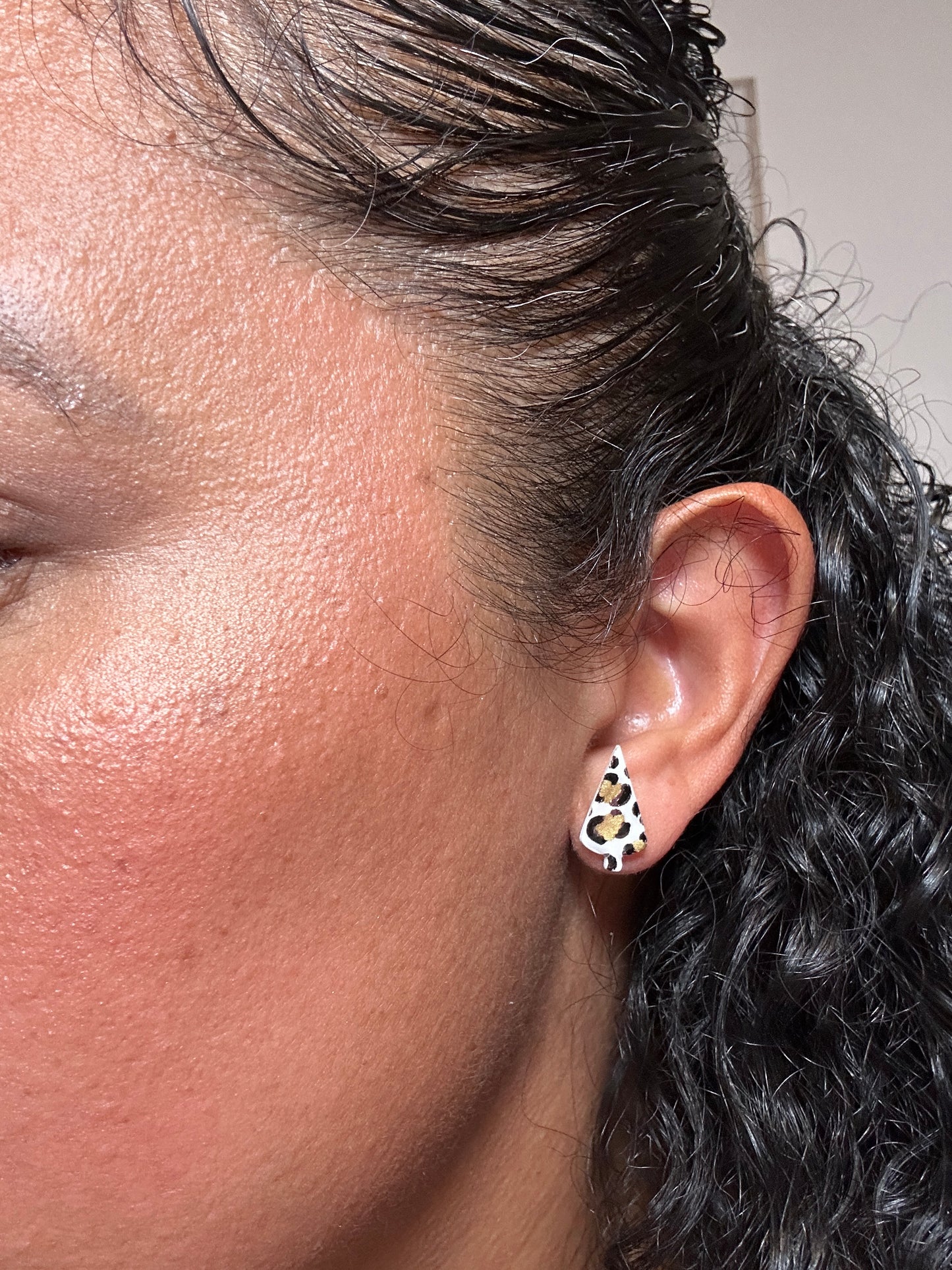 Wild Pinkmas Studs #4